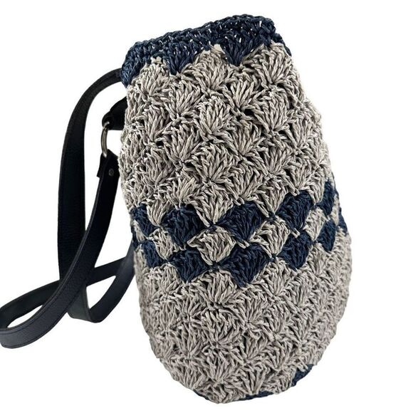 Straw Tote Bag - Picture 3 of 10